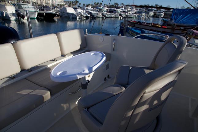 Quicksilver 675 Carré picnic Table escamotable