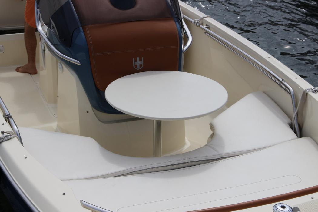 INVICTUS 200FX Table picnic escamotable