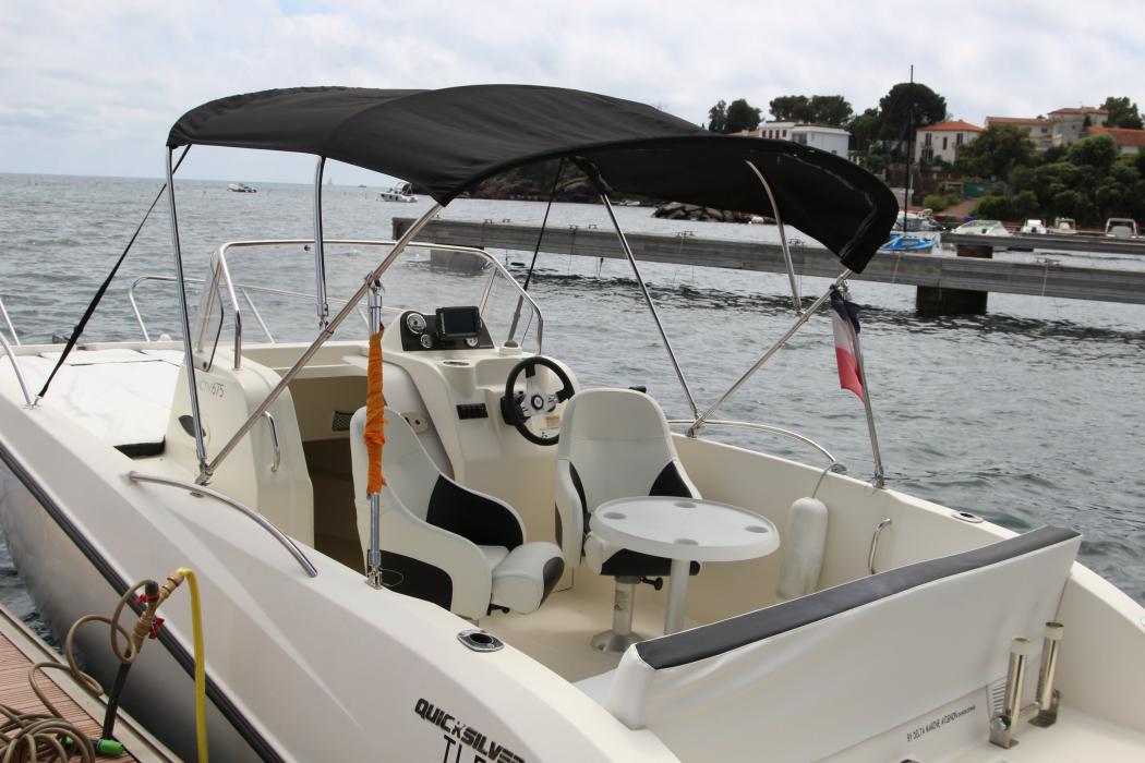 675 sundeck sieges ouverts