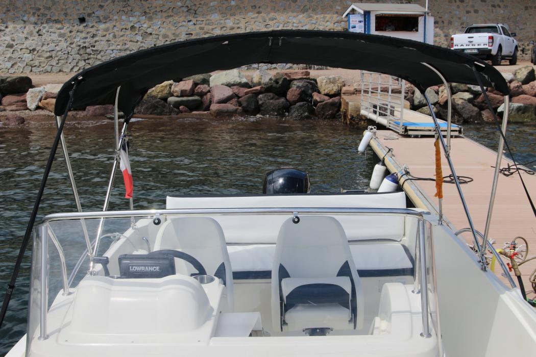 675 Sundeck tableau de bord décentré