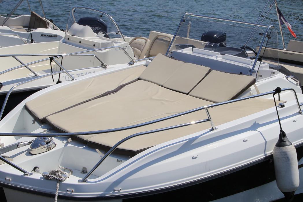 Bain de soleil avant