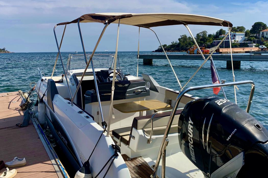 Taud ouvert, vue depuis arrière