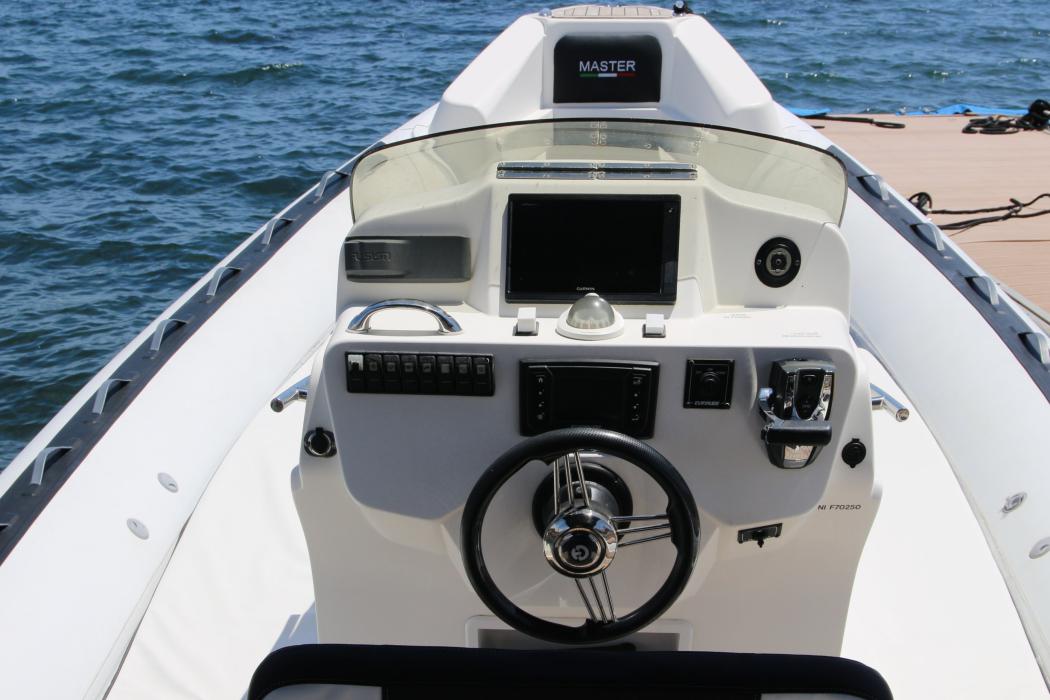 Master 775 tableau de bord poste pilotage