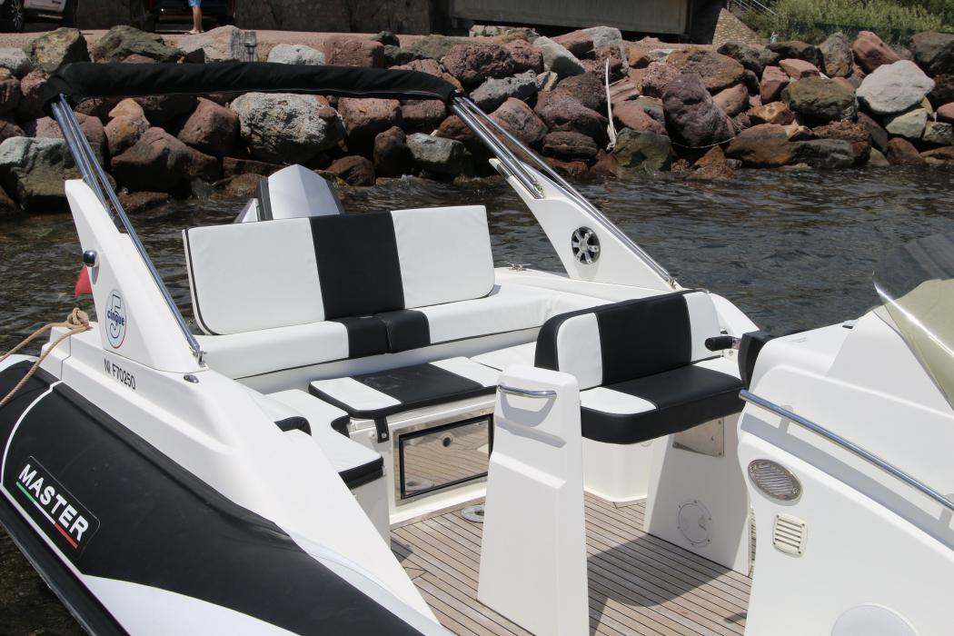 Master 775 vue d'ensemble